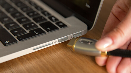 Mac mit HDMI-Anschluss
